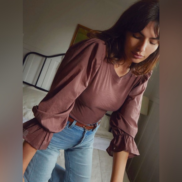 Nation LTD Tops - Nation LTD Carly Voluminous Contrast Top Puff Sleeve Pinot Noir in Brown